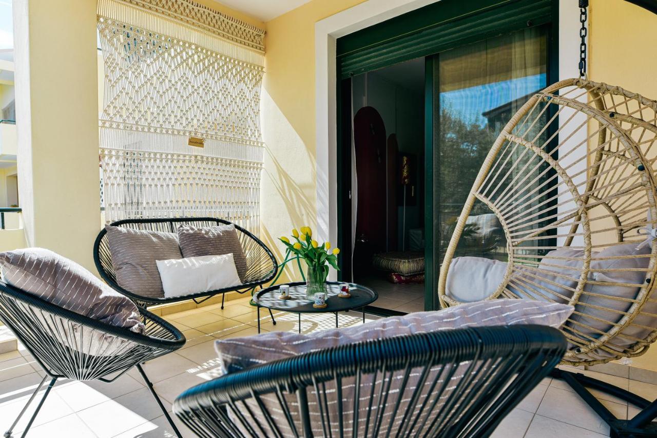 Oliva Holiday Homes Dhiyellótika Exteriör bild